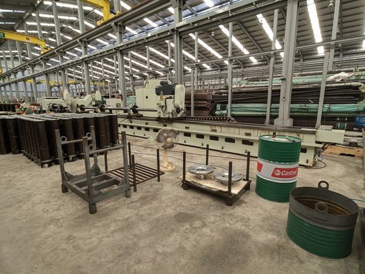 ชิ้นงาน / เครื่องมือหมุน Skiving รอลเลอร์ เครื่องเผา 150mm guide rail ความกว้าง