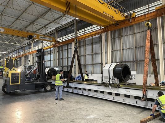 EOOE Skiving Roller Burnishing Machine With Workpiece Fixation And Tooling Rotation เครื่องจักรกลเผาผลาญม้วนที่มีเครื่องทํางานติดตั้งและเครื่องมือหมุน