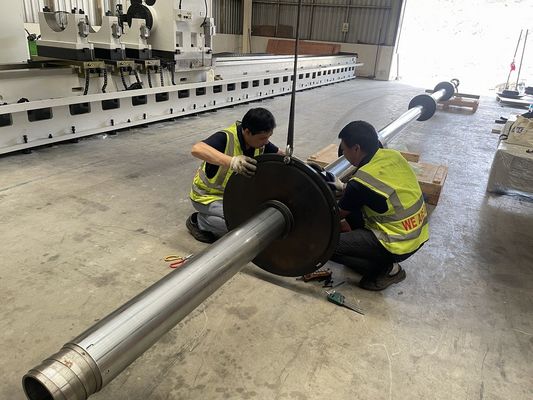 อุปกรณ์ SRB ultra wide guide rail กับ NSK ที่มีความยาวของชิ้นงาน 2000mm